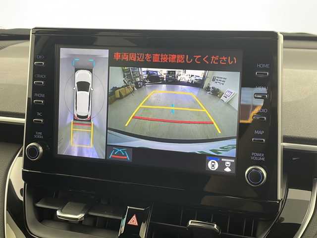 トヨタ カローラ クロス ハイブリッド Z 愛知県 2022(令4)年 1.8万km プラチナホワイトパールマイカ 純正ディスプレイオーディオ(現状ナビ使用可）/パノラミックビューカメラ/ビルトインETC/トヨタセーフティセンス/・レーントレースアシスト/・プリクラッシュセーフティ/・ブラインドスポットモニター/・リアクロストラフィックアラート/・パーキングサポートブレーキ/・ロードサインアシスト/・レーダークルーズコントロール/シートヒーター/パワーシート/ステアリングスイッチ/純正フロアマット/電動格納ウィンカーミラー/オートマチックハイビーム/フロントフォグ/プッシュスタート