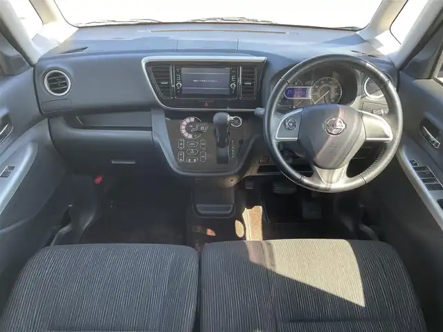 日産 デイズ ルークス ハイウェイスターX 鳥取県 2016(平28)年 4.3万km チタニウムグレーメタリック 純正ナビ/TV/DVD/CD/BT/アラウンドビューモニター・ETC/エマージェンシーブレーキ/片側パワースライドドア/LEDヘットライト/純正14インチアルミホイール/プッシュエンジンスタート/ウィンカーミラー/電動格納ミラー/アイドリングストップ/ルーフサーキュレーター/リヤロールサンシェード/フロアマット/ドアバイザー/取扱説明書