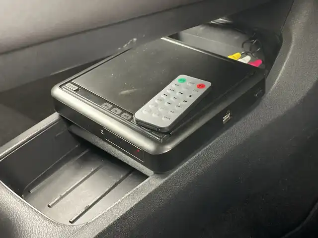 日産 ノート X 愛知県 2021(令3)年 3.2万km スーパーブラック 禁煙車/純正9型ナビ/（Bluetooth/CD/DVD/フルセグTV)　/【品番：MJ120D-L】/バックカメラ/ETC/衝突軽減ブレーキ/セーフティ・シールドスイッチ/オートブレーキホールド/横滑り防止装置/LEDライト/オートライト/オートマチックハイビーム/ヘッドライトレベライザー/スマートキー【スペア1本】/ステアリングリモコン/純正ドアバイザー/純正フロアマット
