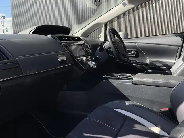 トヨタ プリウス α S ツーリングセレクション G’s 長野県 2015(平27)年 18.3万km シルバーM ＡＬＰＩＮＥ製ナビ（ＴＶ／ＢＴ／ＦＭ／ＣＤ／ＤＶＤ）/純正１８インチＡＷ　/Ｂカメラ　/ＬＥＤヘッドライト　/７人乗り　/ドラレコ