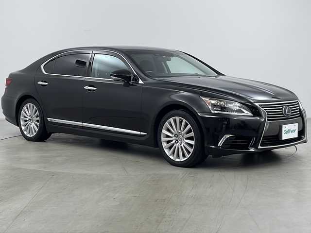 レクサス ＬＳ 600hL エグゼクティブP 道央・札幌 2012(平24)年 7.8万km スターライトブラックガラスフレーク ・4WD/・純正ナビ&TV&CD&DVD&BT&SD/・バックカメラ/・マークレビンソンサウンドシステム/・リアエンターテインメント/・レクサスセーフティシステム/・レーダークルーズコントロール/・ブラインドスポットモニター/・レザーシート/・全席シートヒーター/・全席ベンチレーション/・ステアリングヒーター/・ビルトインETC/・LEDヘッドライト/・オートライト/・スマートキー