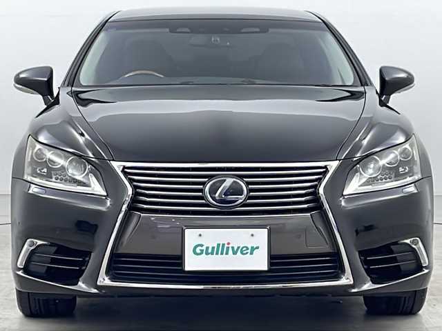 レクサス ＬＳ 600hL エグゼクティブP 道央・札幌 2012(平24)年 7.8万km スターライトブラックガラスフレーク ・4WD/・純正ナビ&TV&CD&DVD&BT&SD/・バックカメラ/・マークレビンソンサウンドシステム/・リアエンターテインメント/・レクサスセーフティシステム/・レーダークルーズコントロール/・ブラインドスポットモニター/・レザーシート/・全席シートヒーター/・全席ベンチレーション/・ステアリングヒーター/・ビルトインETC/・LEDヘッドライト/・オートライト/・スマートキー