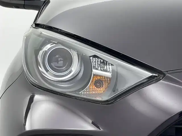 トヨタ ヤリス G 群馬県 2020(令2)年 1.2万km ボルドーマイカメタリック 純正ディスプレイオーディオ/ナビ/フルセグTV/Bluetooth接続/パノラミックビューモニター/トヨタセーフティセンス/衝突被害軽減ブレーキ/車線逸脱警報機能/オートマチックハイビーム/シートヒーター/ステアリングスイッチ/横滑り防止装置/ドライブレコーダー/スマートキー/プッシュスタート/カーテンエアバック/サイドエアバック