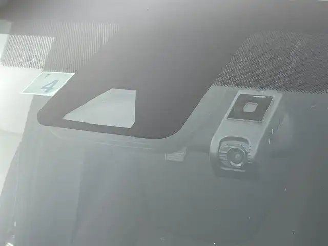トヨタ ヤリス G 群馬県 2020(令2)年 1.2万km ボルドーマイカメタリック 純正ディスプレイオーディオ/ナビ/フルセグTV/Bluetooth接続/パノラミックビューモニター/トヨタセーフティセンス/衝突被害軽減ブレーキ/車線逸脱警報機能/オートマチックハイビーム/シートヒーター/ステアリングスイッチ/横滑り防止装置/ドライブレコーダー/スマートキー/プッシュスタート/カーテンエアバック/サイドエアバック