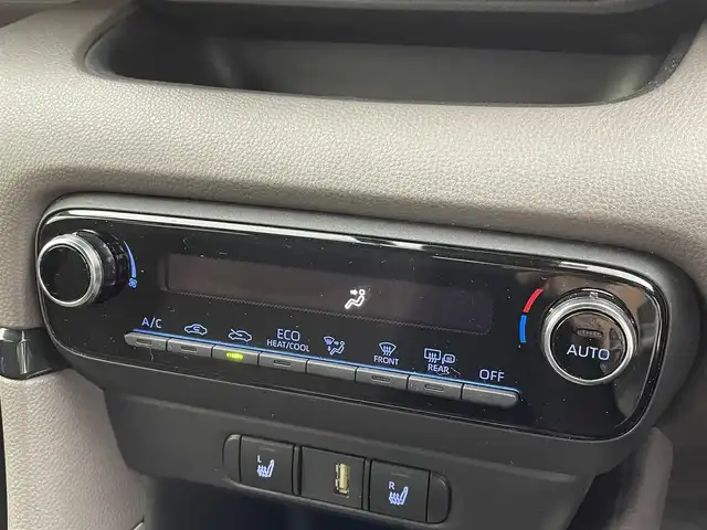 トヨタ ヤリス G 群馬県 2020(令2)年 1.2万km ボルドーマイカメタリック 純正ディスプレイオーディオ/ナビ/フルセグTV/Bluetooth接続/パノラミックビューモニター/トヨタセーフティセンス/衝突被害軽減ブレーキ/車線逸脱警報機能/オートマチックハイビーム/シートヒーター/ステアリングスイッチ/横滑り防止装置/ドライブレコーダー/スマートキー/プッシュスタート/カーテンエアバック/サイドエアバック