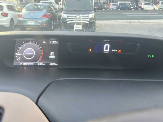 日産 セレナ ハイウェイスター プロパイロットED 沖縄県 2016(平28)年 7万km ダイヤモンドブラック 純正ナビ・TV・Bluetooth・CD/DVD/全方位カメラ/フリップダウンモニター/両側パワースライドドア/ETC/コーナーセンサー/プロパイロット/衝突軽減システム/オートライト/デジタルインナーミラー/LED