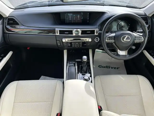 レクサス ＧＳ 300h Iパッケージ 和歌山県 2019(令1)年 3.6万km ダークグレーマイカ 純正ナビ/バックカメラ/BT/衝突軽減ブレーキ/レーダークルコン/ブラインドスポットモニター/前後コーナーセンサー/オートライト/レーンキープアシスト/三眼目LEDヘッドライト/ビルトインETC/ドラレコ/シートヒーター/シートベンチレーション/パワーシート/シートメモリー/パドルシフト/ステアリングヒーター/ステアリングリモコン/フォグランプ