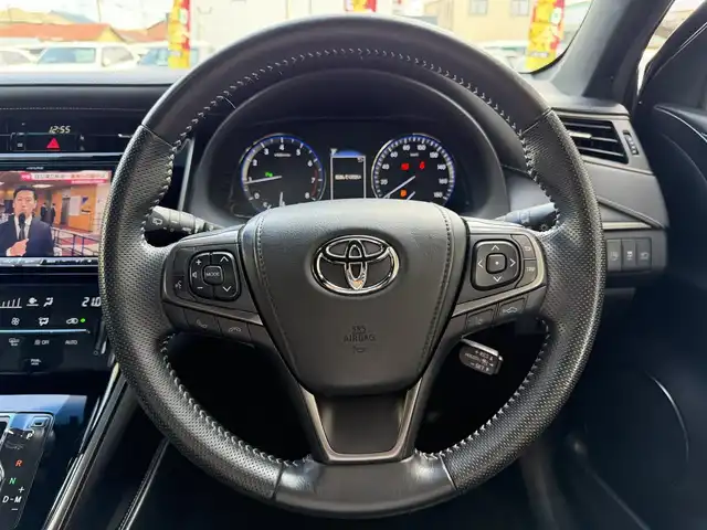 トヨタ ハリアー プレミアム スタイルノアール 兵庫県 2019(令1)年 7万km ブラックマイカ アルパイン8インチナビ/(CD/DVD/SD/USB/HDMI)/フルセグTV/バックカメラ/ETC/衝突軽減ブレーキ/コーナーセンサー/ハーフレザーシート/LEDヘッドライト/オートライト/オートハイビーム/フォグランプ/電動パーキングブレーキ/オートホールド/電動リアゲート/ステアリングリモコン/電動格納ミラー/オートリトラミラー/スマートキー/スペアキー×2/nanoe/純正フロアマット/純正アルミ１８インチ