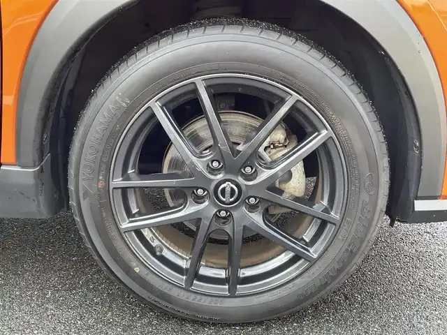 日産 キックス X ツートーンインテリアED 岡山県 2020(令2)年 3.1万km プレミアムホライズンオレンジ/ピュアブラック 2トーン カロッツェリアディスプレイオーディオ　FH-8500DVS/AppleCarplay、AndroidAuto、CD、DVD/Bluetooth、AM、FM/インテリジェントルームミラー/アラウンドビューカメラ/クリアランスソナー/コーナーセンサー/プロパイロット/前席シートヒーター/ステアリングヒーター/LEDライト/衝突軽減システム/横滑り防止装置