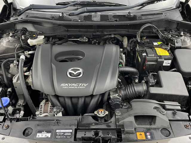 マツダ デミオ 13S 栃木県 2015(平27)年 10.8万km チタニウムフラッシュマイカ 衝突軽減/純正SDナビ/フルセグTV/Bluetooth/CD/DVD/USB/FM/AM/バックカメラ/ドライブレコーダー/ETC/ハロゲンヘッドライト/電動格納ミラー/アイドリングストップ/スマートキー×2本/保証書、取扱説明書