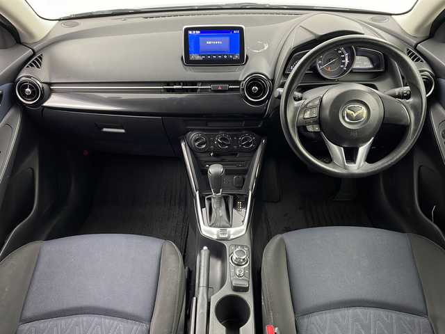 マツダ デミオ 13S 栃木県 2015(平27)年 10.8万km チタニウムフラッシュマイカ 衝突軽減/純正SDナビ/フルセグTV/Bluetooth/CD/DVD/USB/FM/AM/バックカメラ/ドライブレコーダー/ETC/ハロゲンヘッドライト/電動格納ミラー/アイドリングストップ/スマートキー×2本/保証書、取扱説明書