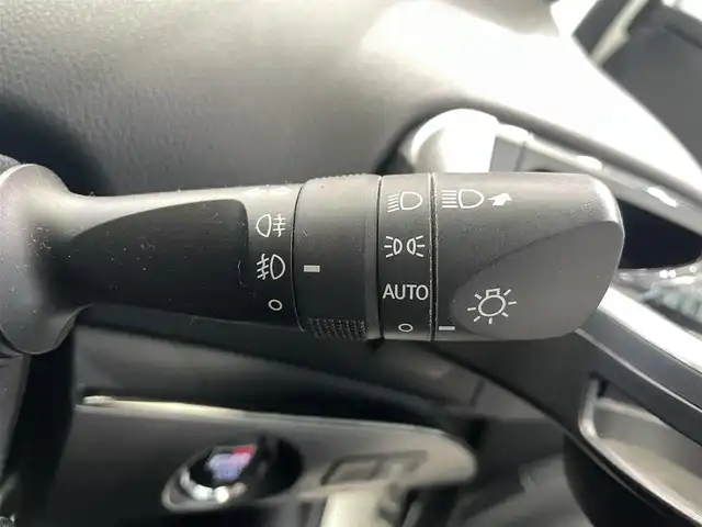 トヨタ プリウス ＰＨＶ S GRスポーツ 鹿児島県 2020(令2)年 5.5万km ホワイトパールクリスタルシャイン 禁煙車/社外ナビ【XF11Z】/　（Bluetooth/フルセグTV/CD/DVD）/バックモニター/社外前方ドライブレコーダー/前席シートヒーター/ハーフレザー/ビルトインETC/トヨタセーフティセンス/・クルーズコントロール/・レーンキープアシスト/クリアランスソナー