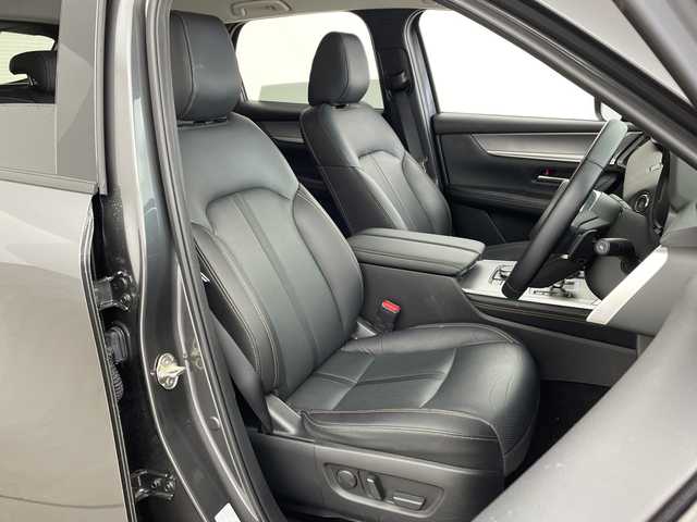 マツダ ＣＸ－６０ XD Lパッケージ 兵庫県 2023(令5)年 2.3万km マシーングレープレミアムM ・純正12.3インチナビ/Bluetooth/USB/HDMI//Apple CarPlay/Android Auto/・全方位カメラ/・ビルトインETC/・置くだけ充電/・ヘッドアップディスプレイ/・車間制御/・交通標識認識/・前後側方接近車両検知/・車線逸脱警報/・ブラインドスポットモニター/・ディスタンス＆スピードアラート/・レーンキープアシストシステム/・スマートブレーキサポートサポート/・スマートシティブレーキサポート/・レーダークルーズコントロール/・アダプティブＬＥＤヘッドライト/・前後誤発進抑制制御/・緊急時車線維持支援/・ドライバー異常時対応システム/・パーキングセンサー/・パワーバックドア/・レザーシート/・前席パワーシート/・全席シートヒーター/・AC100V電源/・パドルシフト