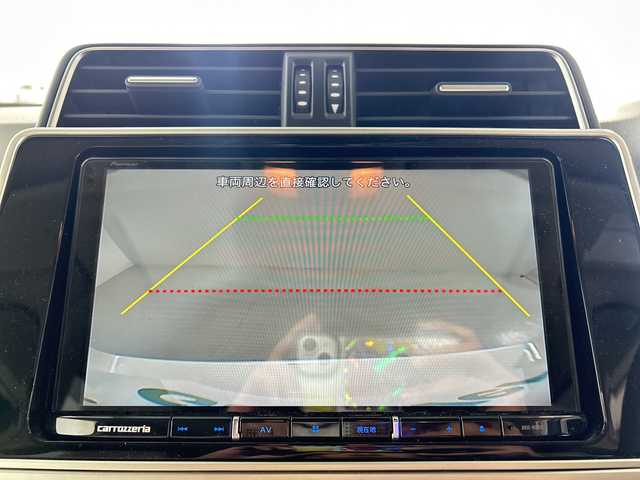 トヨタ ランドクルーザー プラド TX Lパッケージ 佐賀県 2022(令4)年 3.9万km ホワイトパールクリスタルシャイン 社外9インチナビ/フルセグTV/CD/DVD/Bluetooth/サンルーフ/バックカメラ/衝突被害軽減システム/レーダクルーズコントロール/レーンアシスト/ロードサインアシスト/クリアランスソナー/先行車発進告知機能/オートライト/オートマチックハイビーム/LEDヘッドライト/LEDフォグライト/オートワイパー/電動格納サードシート/レザーシート/運転席・助手席パワーシート/運転席・助手席シートヒーター/運転席・助手席エアシート/ISOFIX対応/純正フロアマット/純正17インチアルミホイール/スマートキー×２/ドアバイザー/ステアリングスイッチ