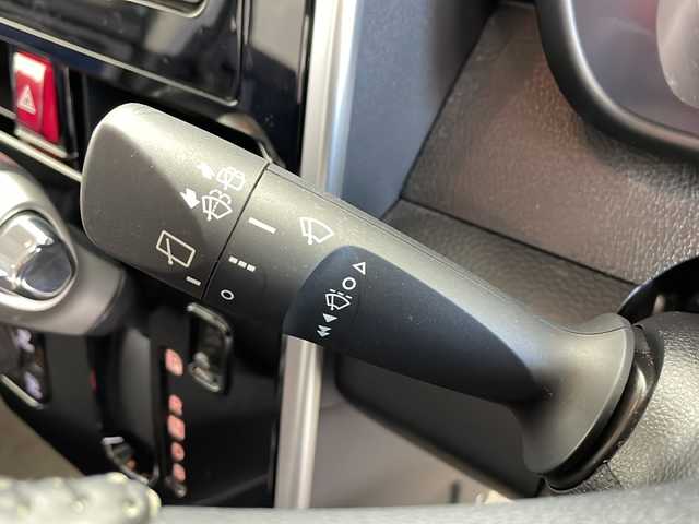トヨタ タンク カスタムG－T 鹿児島県 2017(平29)年 2.5万km ブラックマイカメタリック/レーザーブルークリスタルシャイン 2トーン 社外ＳＤナビ/（フルセグ/DVD/CD/Bluetooth）/バックカメラ　/前後ドライブレコーダー　/両側パワースライドドア/ビルドインＥＴＣ　/クルーズコントロール　/ＬＥＤヘッドライト　/スマートアシスト　/コーナーセンサー/ターボ　/ＬＥＤヘッドライト　/純正アルミホイール　/フロアマット/オートライト/プッシュスタートボタン/スマートキー/スペアキー1本