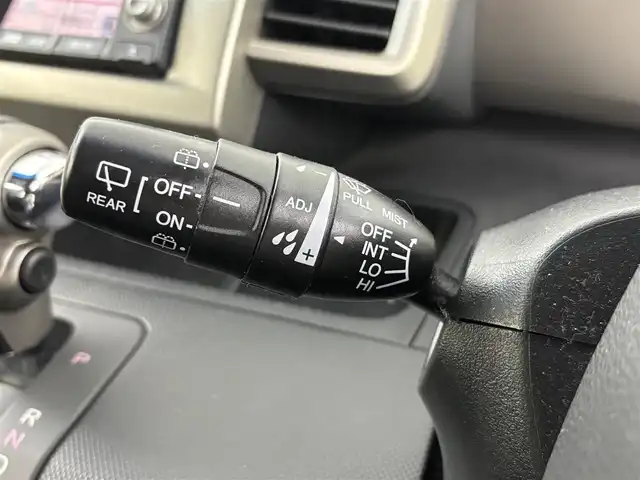 ホンダ フリード スパイク ハイブリット ジャストセレクション 埼玉県 2012(平24)年 5万km ポリッシュドメタルメタリック 純正ナビ/(CD/DVD/USB/AM/FM)/地デジワンセグ/バックカメラ/ETC/クルーズコントロール/クリアランスソナー/両側パワースライドドア/ステアリングリモコン/純正フロアマット