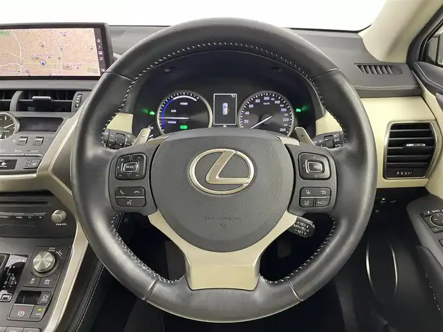 レクサス ＮＸ 300h Iパッケージ 埼玉県 2019(令1)年 2.9万km グラファイトブラックガラスフレーク 純正ナビ/ブラインドスポットモニター/置くだけ充電/レーダークルーズコントロール/ドライブレコーダー/純正アルミホイール(サマー、スタッドレスタイヤ)/パワーシート(D/N席)/コーナーセンサー/レーンキープアシスト/ステアリングヒーター/純正フロアマット/USBポート/スマートキー/ETC2.0