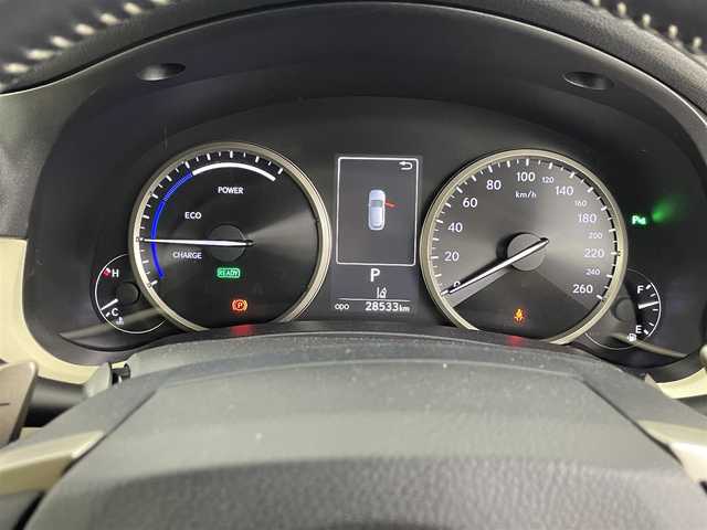 レクサス ＮＸ 300h Iパッケージ 埼玉県 2019(令1)年 2.9万km グラファイトブラックガラスフレーク 純正ナビ/ブラインドスポットモニター/置くだけ充電/レーダークルーズコントロール/ドライブレコーダー/純正アルミホイール(サマー、スタッドレスタイヤ)/パワーシート(D/N席)/コーナーセンサー/レーンキープアシスト/ステアリングヒーター/純正フロアマット/USBポート/スマートキー/ETC2.0