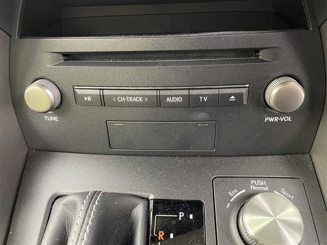 レクサス ＮＸ 300h Iパッケージ 埼玉県 2019(令1)年 2.9万km グラファイトブラックガラスフレーク 純正ナビ/ブラインドスポットモニター/置くだけ充電/レーダークルーズコントロール/ドライブレコーダー/純正アルミホイール(サマー、スタッドレスタイヤ)/パワーシート(D/N席)/コーナーセンサー/レーンキープアシスト/ステアリングヒーター/純正フロアマット/USBポート/スマートキー/ETC2.0