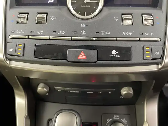 レクサス ＮＸ 300h Iパッケージ 埼玉県 2019(令1)年 2.9万km グラファイトブラックガラスフレーク 純正ナビ/ブラインドスポットモニター/置くだけ充電/レーダークルーズコントロール/ドライブレコーダー/純正アルミホイール(サマー、スタッドレスタイヤ)/パワーシート(D/N席)/コーナーセンサー/レーンキープアシスト/ステアリングヒーター/純正フロアマット/USBポート/スマートキー/ETC2.0