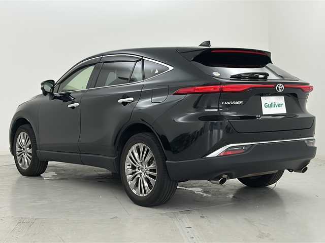 トヨタ ハリアー Z 宮城県 2020(令2)年 7.3万km プレシャスブラックパール JBLサウンド/トヨタセーフティーセンス/・アダプティブハイビームシステム/・レーダークルーズコントロール/・プリクラッシュセーフティーシステム/・レーントレーシングアシスト/・パーキングサポートブレーキ/ブラインドスポットモニター/デジタルインナーミラー/ヘッドアップディスプレイ/12.3インチメーカーオプションナビ/（BT.AM.FM.USB.AUX）/バックカメラ/フルセグテレビ/ビルトインETC2.0/電動リアゲート/電動パーキングブレーキ/パワーシート（D）/ハーフレザーシート/革巻きステアリング/ステアリングスイッチ/プッシュスタート/スマートキー（2本）/純正フロアマット/ドアバイザー　　　　/純正19インチアルミホイール/LEDヘッドライト/LEDフォグランプ/横滑り防止機能/リヤクロストラフィックアラート/クリアランスソナー　　　　　　　　　