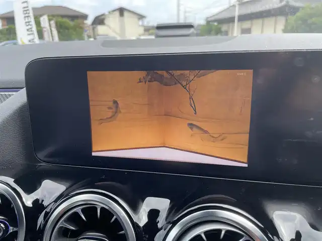 メルセデス・ベンツ Ｍ・ベンツ ＧＬＡ１８０ AMGライン 栃木県 2022(令4)年 2.3万km 赤 ワンオーナー /レーダーセーフティパッケージ/AMGライン/アンビエントライト /ナビ/フルセグTV/全方位カメラ/ETC/キーレスゴー/ACC/パーキングアシスト /レーンキープアシスト/ブラインドスポット /パークトロニック /ドラレコ前後/パワーテールゲート/パワーシート /ハーフレザー /シートヒーター /ワイヤレスチャージ /LEDヘッドライト/オートライト