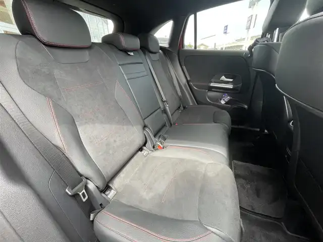 メルセデス・ベンツ Ｍ・ベンツ ＧＬＡ１８０ AMGライン 栃木県 2022(令4)年 2.3万km 赤 ワンオーナー /レーダーセーフティパッケージ/AMGライン/アンビエントライト /ナビ/フルセグTV/全方位カメラ/ETC/キーレスゴー/ACC/パーキングアシスト /レーンキープアシスト/ブラインドスポット /パークトロニック /ドラレコ前後/パワーテールゲート/パワーシート /ハーフレザー /シートヒーター /ワイヤレスチャージ /LEDヘッドライト/オートライト