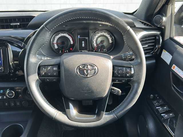 トヨタ ハイラックス Z ブラックラリーエディション 長野県 2019(令1)年 5.6万km アティチュードブラックマイカ ・社外オーディオ/CD DVD Bluetooth/・バックカメラ/・ETC/・トヨタセーフティセンス/・レーダークルーズコントロール/・レーンキープアシスト/・ドライブレコーダー/・ステアリングリモコン/・LEDヘッドライト/・フォグライト/・横滑り防止装置/・純正18インチアルミホイール/・キャノピー付き/・スマートキー/・エンジンプッシュスタート/・フロアマット/・夏タイヤ積込り