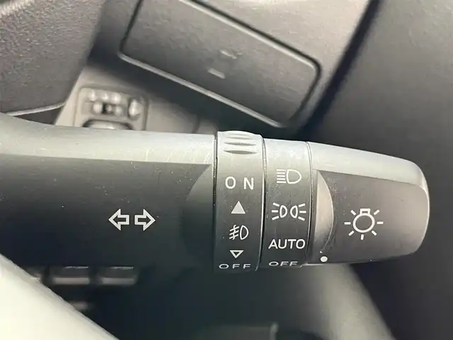 日産 デイズ ルークス ハイウェイスター Gターボ 愛知県 2018(平30)年 4.7万km ブラック 社外ナビ　全方位カメラ　禁煙車　フルセグＴＶ　Ｂｌｕｅｔｏｏｔｈ　ＵＳＢ　ＥＴＣ　両側パワスラ　シートヒーター　リアロールシェード　エマージェンシーブレーキ　リアサーキュレーター　車線逸脱　衝突軽減　電動格納ミラー　バイザー