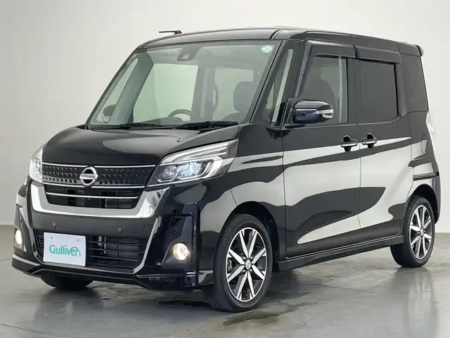 日産 デイズ ルークス ハイウェイスター Gターボ 愛知県 2018(平30)年 4.7万km ブラック 社外ナビ　全方位カメラ　禁煙車　フルセグＴＶ　Ｂｌｕｅｔｏｏｔｈ　ＵＳＢ　ＥＴＣ　両側パワスラ　シートヒーター　リアロールシェード　エマージェンシーブレーキ　リアサーキュレーター　車線逸脱　衝突軽減　電動格納ミラー　バイザー