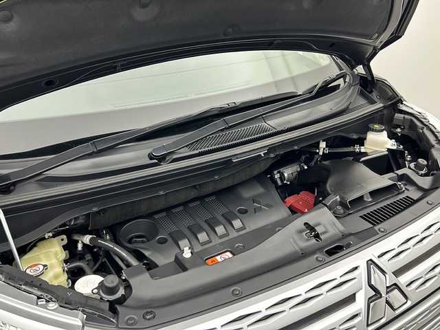三菱 デリカＤ：５ G 宮城県 2021(令3)年 5.5万km ダイヤモンドブラックマイカ ワンオーナー//4WD//e-Assist/・衝突軽減ブレーキシステム/・車線逸脱警報システム/・レーダークルーズコントロール/・オートマチックハイビーム/・誤発進抑制機能/・後側方車両検知システム//純正10.1インチナビ/（フルセグTV/BT/HDMI）//フリップダウンモニター//マルチアラウンドモニター//両側パワースライドドア//革巻きステアリング//ステアリングスイッチ//パドルシフト//ETC//電動パーキングブレーキ//ブレーキホールド//前後ドライブレコーダー//アイドリングストップ//LEDヘッドライト//フォグランプ//オートライト//スペアキー//電動格納ミラー//純正フロアマット