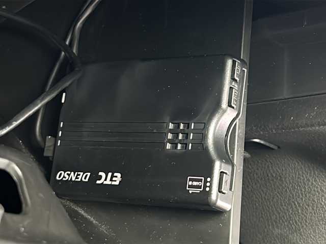 スズキ スペーシア ギア HYBRID XZ 福島県 2022(令4)年 5.1万km デニムブルー ガンメタリック 2トーン 4WDバックＣ　両側パワスラ　ＢＴ　ＨＵＤ　ＬＥＤヘッドライト　フォグ　ＥＴＣ　前席シートヒーター　前方ドラレコ　ｃａｒｒｏｚｚｅｒｉａディスプレイオーディオ　追従クルコン　ステリモ　Ｐセンサー　スペアキー