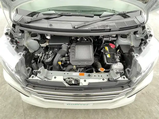 トヨタ ルーミー カスタムG－T 千葉県 2023(令5)年 3.1万km パールホワイトⅢ 禁煙　/純正９型ナビ（NMZN-Y73D）/AM＆FM＆Bluetooth＆フルセグTV＆CD＆DVD/レーダークルーズコントロール/ＥＴＣ２．０　/両側電動スライドドア　/電動パーキングブレーキ　/トヨタセーフティセンス/プリクラッシュセーフティ　/前席シートヒーター　/ＨＤＭＩ　/ＵＳＢポート　/全方位カメラ/アイドリングストップ/ウィンカーミラー/ドアバイザー/プッシュスタート/LEDヘッドライト