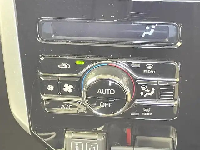 トヨタ ルーミー カスタムG－T 千葉県 2023(令5)年 3.1万km パールホワイトⅢ 禁煙　/純正９型ナビ（NMZN-Y73D）/AM＆FM＆Bluetooth＆フルセグTV＆CD＆DVD/レーダークルーズコントロール/ＥＴＣ２．０　/両側電動スライドドア　/電動パーキングブレーキ　/トヨタセーフティセンス/プリクラッシュセーフティ　/前席シートヒーター　/ＨＤＭＩ　/ＵＳＢポート　/全方位カメラ/アイドリングストップ/ウィンカーミラー/ドアバイザー/プッシュスタート/LEDヘッドライト