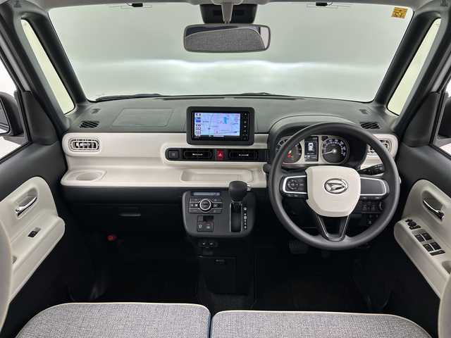 ダイハツ ムーヴ キャンバス 愛知県 2023(令5)年 0.3万km シャイニングホワイトパール/サンドベージュメタリック 純正ナビ/・Ｂｌｕｅｔｏｏｔｈ/・フルセグ/・ＤＶＤ/ＣＤ/両側パワースライドドア/バックカメラ/シートシート/スマートアシストIII/衝突軽減/コーナーセンサー/レーンキープ/LEDヘッドライト/オートマチックハイビーム/スペアキー