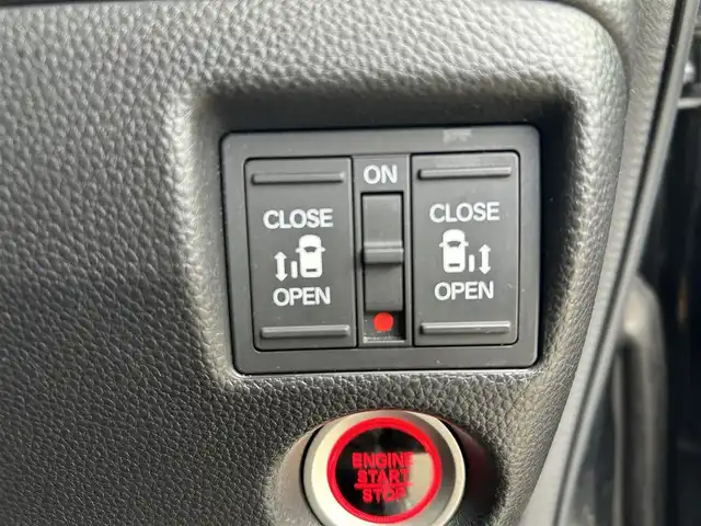 ホンダ Ｎ ＢＯＸ カスタム G L ターボ ホンダセンシング 富山県 2019(平31)年 8.2万km クリスタルブラックパール 純正メモリナビ/両側パワスラ/ハーフレザーシート/バックカメラ/パドルシフト/フロアマット/純正15インチAW/コーナーセンサー/プッシュスタート/スマートキー/CD/DVD/ビルトインETC/LEDヘッドライト/プッシュスタート/後席サンシェード/ウィンカーミラー/カーテンエアバック/Lylixエアロ/横滑り防止装置/衝突被害軽減システム/ウィンカーミラー/保証書/取扱説明書