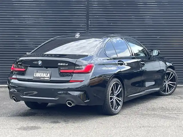 ＢＭＷ ３２０ｄ xDrive Mスポーツ 静岡県 2019(令1)年 2.1万km サファイアブラックP ドライビングアシストパッケージ/純正ナビ/・ApplecarPlay/・androidauto/・全方位カメラ　/・バックカメラ/・Bluetooth/ワイヤレス充電　/ハーフレザーシート/シートヒーター/LEDライト/・オートハイビーム　/オートワイパー　/ステアリングスイッチ/パドルシフト/純正１９インチアルミホイール/ミラー一体型ETC