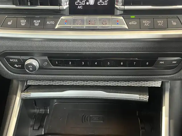 ＢＭＷ ３２０ｄ xDrive Mスポーツ 静岡県 2019(令1)年 2.1万km サファイアブラックP ドライビングアシストパッケージ/純正ナビ/・ApplecarPlay/・androidauto/・全方位カメラ　/・バックカメラ/・Bluetooth/ワイヤレス充電　/ハーフレザーシート/シートヒーター/LEDライト/・オートハイビーム　/オートワイパー　/ステアリングスイッチ/パドルシフト/純正１９インチアルミホイール/ミラー一体型ETC