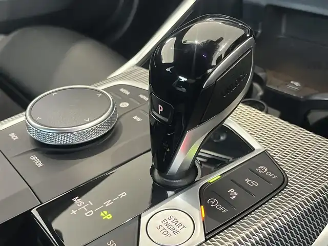 ＢＭＷ ３２０ｄ xDrive Mスポーツ 静岡県 2019(令1)年 2.1万km サファイアブラックP ドライビングアシストパッケージ/純正ナビ/・ApplecarPlay/・androidauto/・全方位カメラ　/・バックカメラ/・Bluetooth/ワイヤレス充電　/ハーフレザーシート/シートヒーター/LEDライト/・オートハイビーム　/オートワイパー　/ステアリングスイッチ/パドルシフト/純正１９インチアルミホイール/ミラー一体型ETC