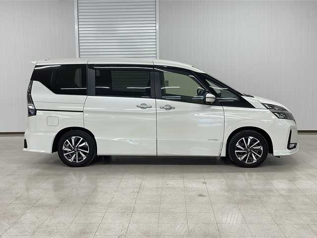 日産 セレナ ハイウェイスター 熊本県 2020(令2)年 5.9万km ブリリアントホワイトパール ・純正１０インチナビ＆１１インチリヤモニター　/・アラウンドビューモニター　/・両側オートスライドドア　/・アダブティブＬＥＤヘッドライト　/・ＬＥＤフォグランプ　/・電動パーキングブレーキ　/・オートブレーキホールド/・プロパイロットト /・エマージェンシーブレーキ/・USB電源ソケット〈セカンド・サード各2個〉/・Bluetooth/・Blu-ray DVD CD/・USB入力端子/・フルセグTV/・HDMI入力端子/・ETC/・ドライブレコーダー