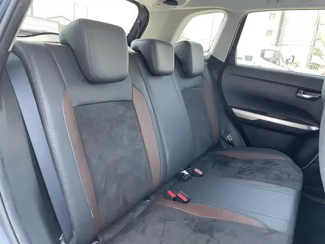 スズキ エスクード S－LTD 神奈川県 2021(令3)年 2.6万km 紺Ⅱ 純正８型ナビ　/CD/DVD/Bluetooth/フルセグテレビ　/ＥＴＣ２．０　/バックカメラ　/ドライブレコーダー　/レーダークルーズコントロール　/Ｄ＋Ｎシートヒーター　/ハーフレザーシート　/LEDヘッドライト　/スマートキー/オートライト/プッシュスタート/オートエアコン/前後ドライブレコーダー/ABS/横滑り防止装置/レーンキープアシスト