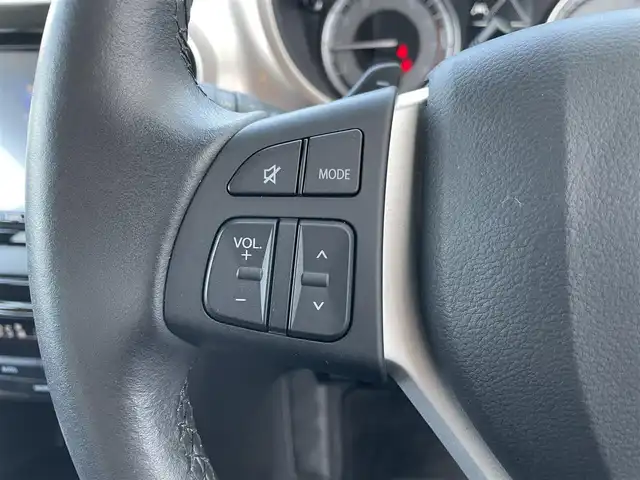 スズキ エスクード S－LTD 神奈川県 2021(令3)年 2.6万km 紺Ⅱ 純正８型ナビ　/CD/DVD/Bluetooth/フルセグテレビ　/ＥＴＣ２．０　/バックカメラ　/ドライブレコーダー　/レーダークルーズコントロール　/Ｄ＋Ｎシートヒーター　/ハーフレザーシート　/LEDヘッドライト　/スマートキー/オートライト/プッシュスタート/オートエアコン/前後ドライブレコーダー/ABS/横滑り防止装置/レーンキープアシスト