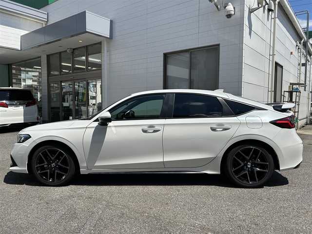 ホンダ シビック EX 愛知県 2021(令3)年 4.5万km プラチナホワイトパール ワンオーナー/純ディスプレイナビテレビ/フルセグテレビ/バックカメラ/ワイヤレス充電/BOSEサウンドシステム/ハーフレザーシート/純18インチAW/アダプティブドライビングビーム/LEDフォグ/リアウィング/前後ドライブレコーダー/ビルドインETC/シートヒーター/新車保証書.取説/スペアキー