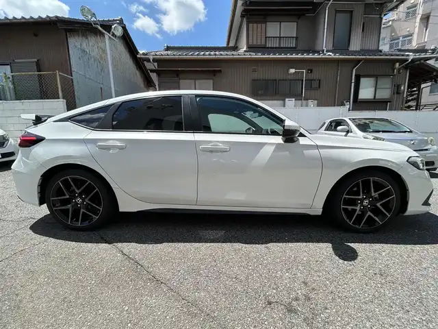 ホンダ シビック EX 愛知県 2021(令3)年 4.5万km プラチナホワイトパール ワンオーナー/純ディスプレイナビテレビ/フルセグテレビ/バックカメラ/ワイヤレス充電/BOSEサウンドシステム/ハーフレザーシート/純18インチAW/アダプティブドライビングビーム/LEDフォグ/リアウィング/前後ドライブレコーダー/ビルドインETC/シートヒーター/新車保証書.取説/スペアキー