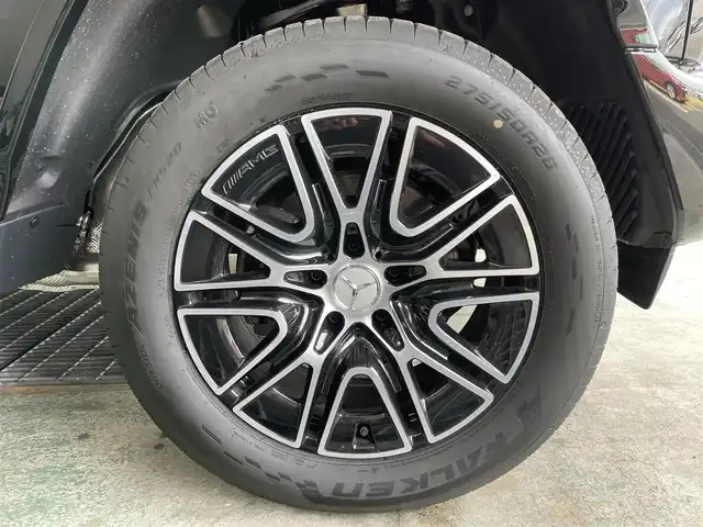 メルセデス・ベンツ ゲレンデヴァーゲン Ｇ４５０ｄ 宮城県 2025(令7)年 0.1万km未満 オブシディアンブラック 登録時走行距離11km//AMGラインパッケージ//MANUFAKTURプログラムプラス//MANUFAKTURロゴパッケージ//MANUFAKTUR同色スペアタイヤリング//内装色：MANUFAKTURチタニウムグレー//MBUXマルチメディアシステム//スライディングルーフ//レーダークルーズコントロール//アクティブパーキングアシスト//シートヒーター/ベンチレーション//ステアリングヒーター//ワイヤレス充電//温度制御式カップホルダー//純正フロアマット//ビルトインETC2.0//スマートキーx2//ワンオーナー