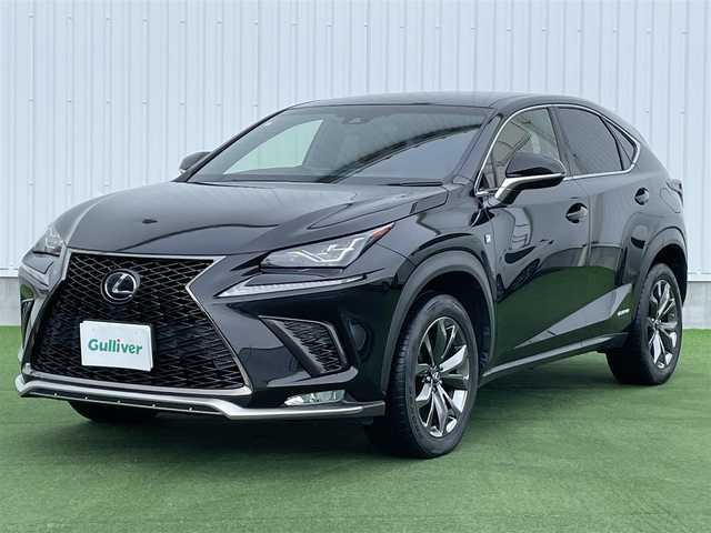 レクサス ＮＸ 300h Fスポーツ 香川県 2018(平30)年 13.2万km グラファイトブラックガラスフレーク 登録時走行距離：132065km/メーカー純正ナビ/　CD DVD BT フルセグTV/バックカメラ/左前カメラ/レザーシート/パワーシート/シートベンチレーション/革巻きステアリング/ステアリングスイッチ/ステアリングヒーター/プリクラッシュセーフティシステム/レーンキープアシスト/レーダークルーズコントロール/ブラインドスポットモニター/オートハイビーム/LEDヘッドライト/オートライト/フォグランプ/MTモード付AT/横滑り防止装置/ビルトインETC2.0/プッシュスタート/スマートキー