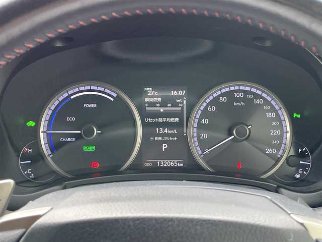 レクサス ＮＸ 300h Fスポーツ 香川県 2018(平30)年 13.2万km グラファイトブラックガラスフレーク 登録時走行距離：132065km/メーカー純正ナビ/　CD DVD BT フルセグTV/バックカメラ/左前カメラ/レザーシート/パワーシート/シートベンチレーション/革巻きステアリング/ステアリングスイッチ/ステアリングヒーター/プリクラッシュセーフティシステム/レーンキープアシスト/レーダークルーズコントロール/ブラインドスポットモニター/オートハイビーム/LEDヘッドライト/オートライト/フォグランプ/MTモード付AT/横滑り防止装置/ビルトインETC2.0/プッシュスタート/スマートキー