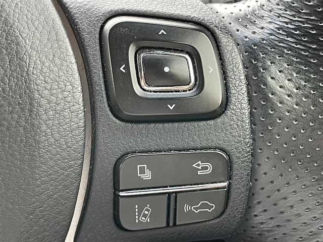 レクサス ＮＸ 300h Fスポーツ 香川県 2018(平30)年 13.2万km グラファイトブラックガラスフレーク 登録時走行距離：132065km/メーカー純正ナビ/　CD DVD BT フルセグTV/バックカメラ/左前カメラ/レザーシート/パワーシート/シートベンチレーション/革巻きステアリング/ステアリングスイッチ/ステアリングヒーター/プリクラッシュセーフティシステム/レーンキープアシスト/レーダークルーズコントロール/ブラインドスポットモニター/オートハイビーム/LEDヘッドライト/オートライト/フォグランプ/MTモード付AT/横滑り防止装置/ビルトインETC2.0/プッシュスタート/スマートキー