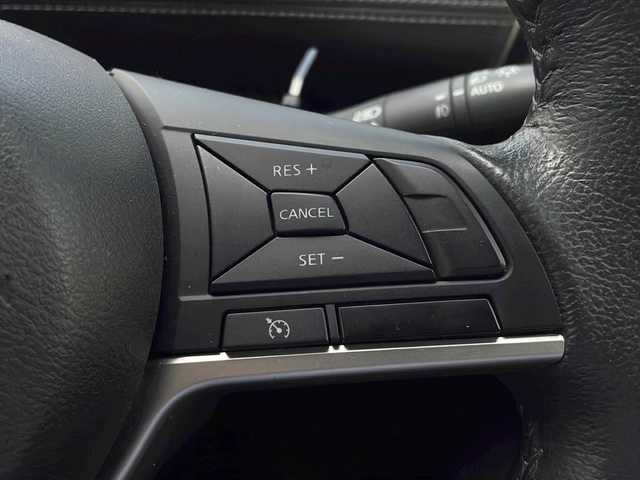 日産 セレナ ハイウェイスター 長野県 2016(平28)年 3.2万km ブリリアントホワイトパール 純正９インチナビ【MM516D-L】/（ＣＤ／ＤＶＤ／ＢＴ／フルセグＴＶ）/地図SD未到着の為動作確認未実地/ビルトインＥＴＣ/ドライブレコーダー/革巻きステアリング/ステアリングスイッチ/クルーズコントロール/両側パワースライドドア/アイドリングストップ/車線逸脱警報/エマージェンシーブレーキ/フォグランプ/オートライト/スマートキー/Pスタート/電動格納ミラー/純正フロアマット/純正16インチAW