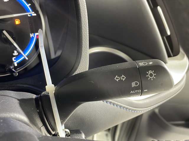 トヨタ ヴォクシー ハイブリッド S－Z 愛知県 2023(令5)年 1.7万km ホワイトパールクリスタルシャイン ワンオーナー/トヨタセーフティセンス/純正10.5インチディスプレイナビ/CD/DVD/DTV/Bluetooth/バックカメラ/純正フリップダウンモニター/両側パワースライドドア /レーダークルーズコントロール/LEDオートライト/オートマチックハイビーム /前後ドライブレコーダー/ビルトインETC2.0/ハーフレザーシート /シートヒーター /純正フロアマット/コーナーセンサー /スマートキー/スペアキー